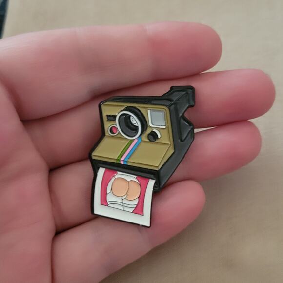 Men's Naughty polaroid pin in sexy garter stockings - Picture 3 of 3